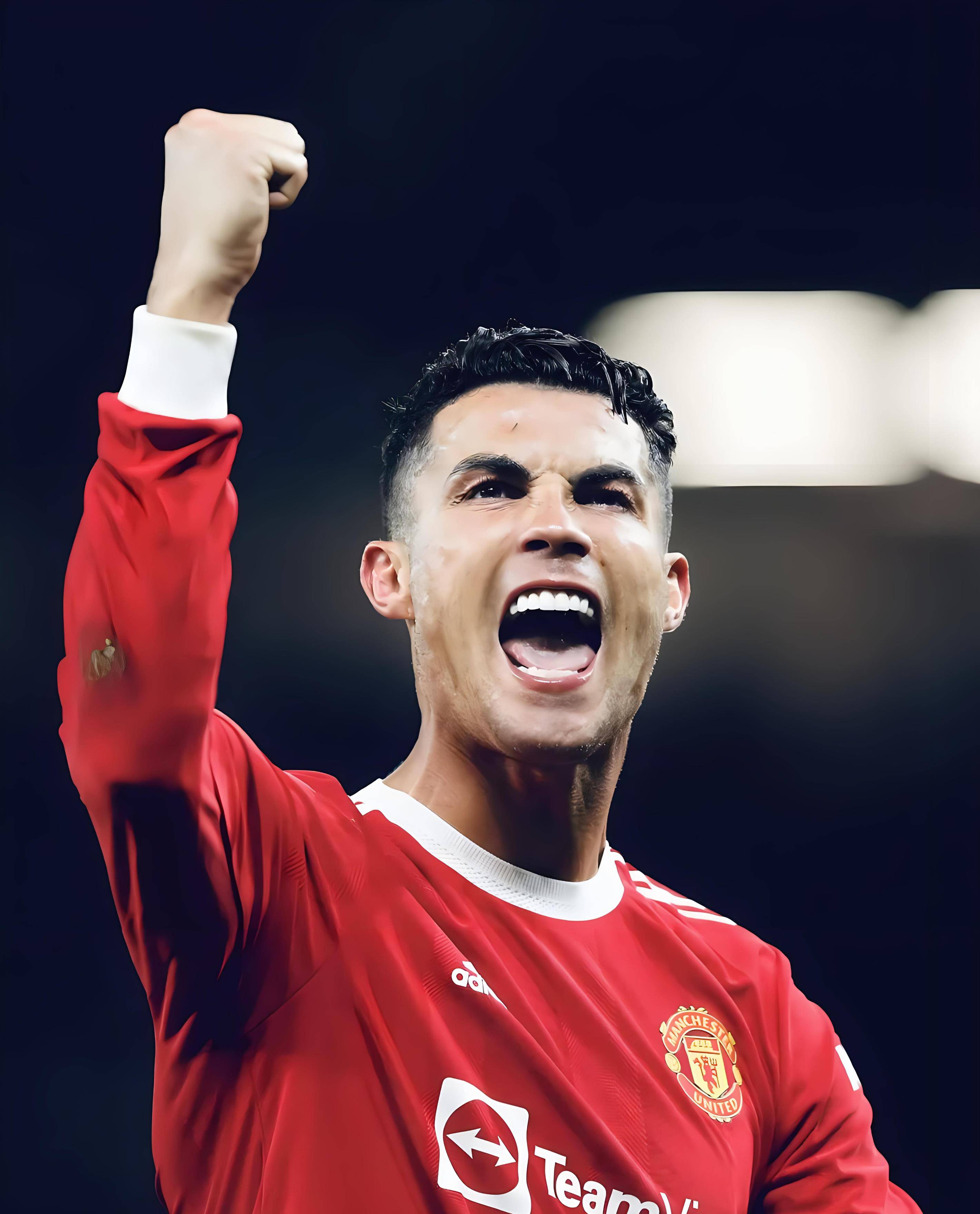 即插即用！塞斯·库里首秀收获14分，命中率高达85.7%