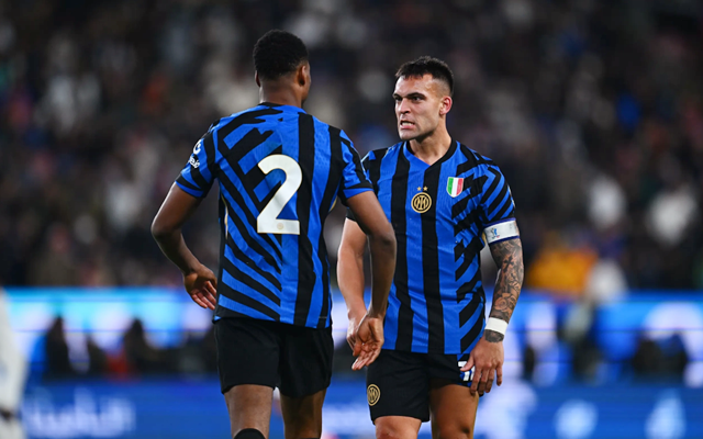 中超赛季刚落幕，武汉三镇却遭遇重磅打击，明年保级形势堪忧（中超刚收官，武汉三镇突遭重创，来年保级压力陡增）