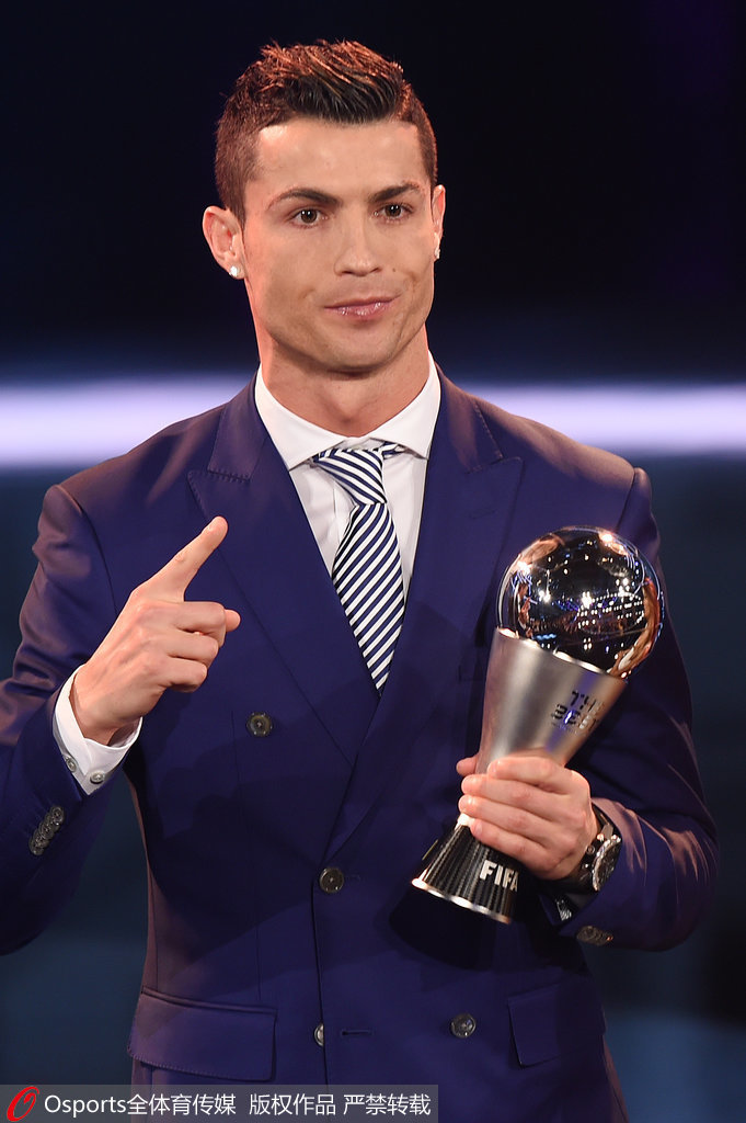 葡萄牙足协主席：C罗能踢世界杯的首场比赛非常重要（葡萄牙足协主席：C罗出战世界杯首战至关重要）