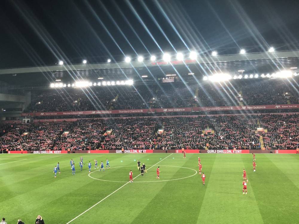 欧冠战报：皇马主场大胜对手,（欧冠快讯：皇马主场大比分击败对手）