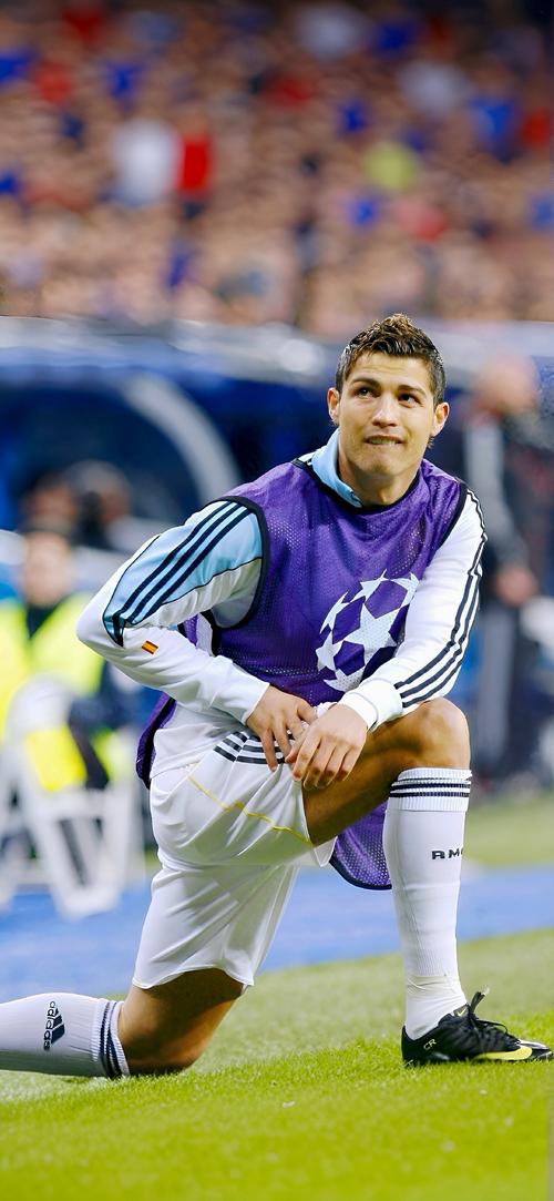 英媒分析马雷斯卡遇到的内部问题：缺乏支持+轮换遭质疑（英媒解读马雷斯卡的队内难题：支持不足与轮换受质疑）