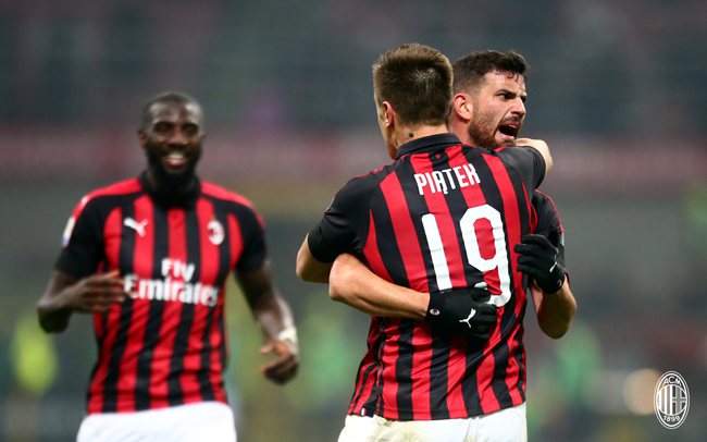 杰拉德：随时等待利物浦的召唤，但不希望俱乐部解雇斯洛特（杰拉德：愿随时为利物浦效力，但不愿见斯洛特下课）