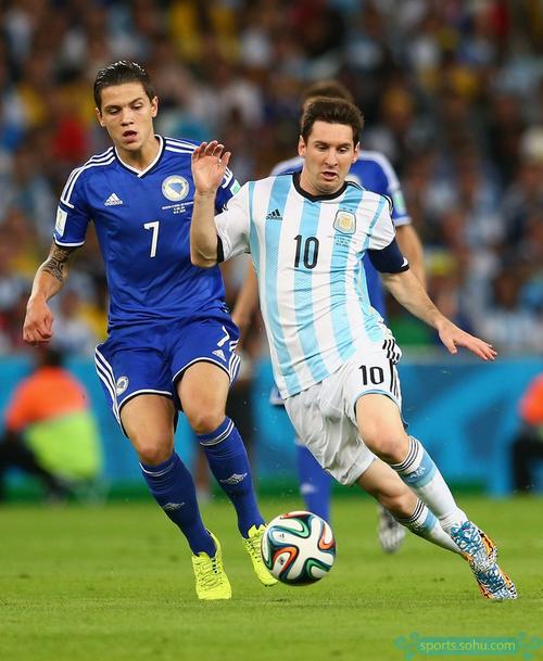 状态火热！克洛尼首节三分4中3独砍14分