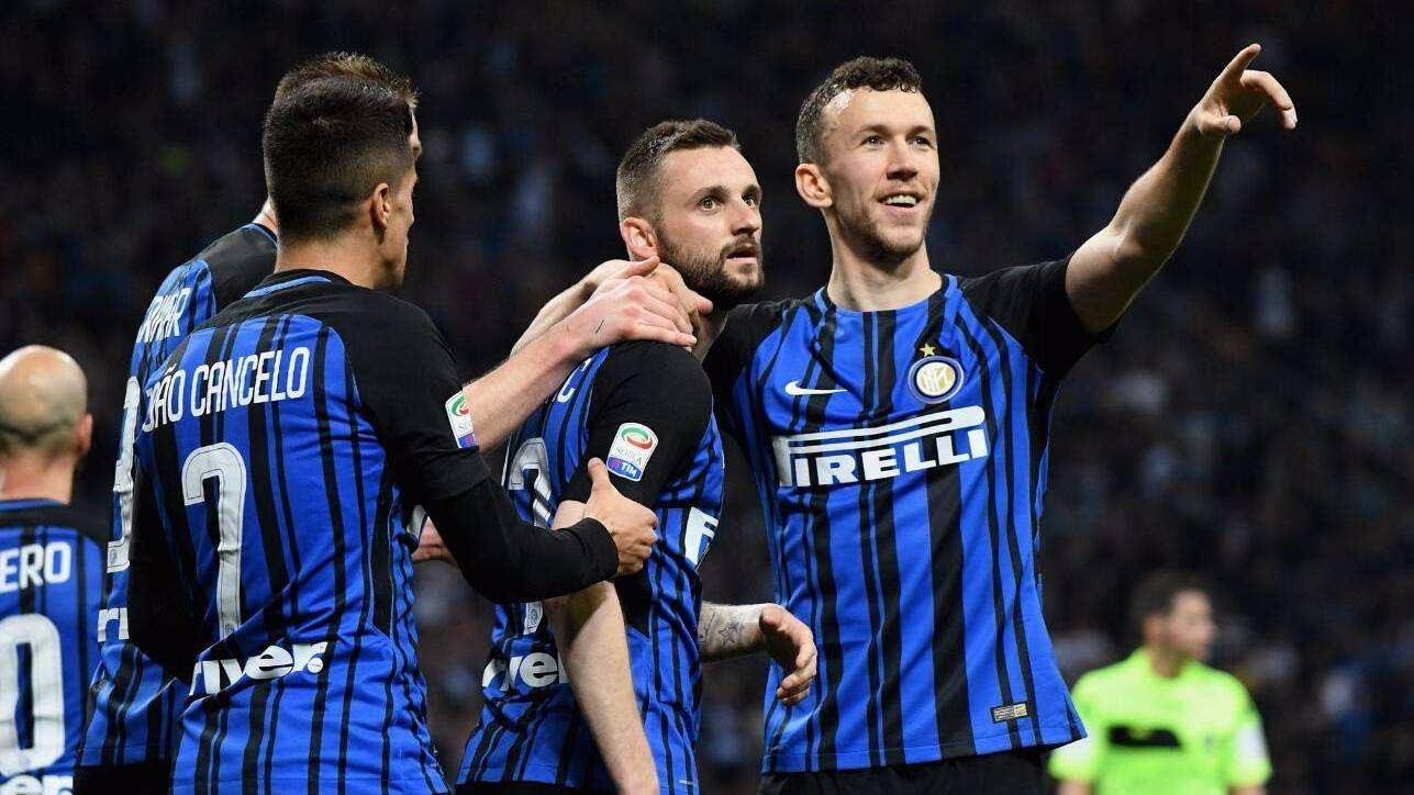 梅西：斯卡洛尼总是充满激情；阿根廷拥有很多非凡的球员