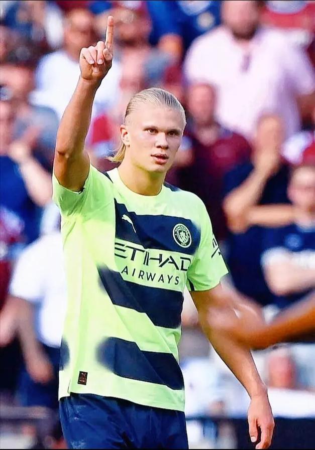 英超维拉绝杀阿森纳！埃梅里复仇接替自己的阿尔特塔六年不晚！（英超维拉绝杀阿森纳，埃梅里雪耻击败接班人阿尔特塔，六年迟到也不晚）